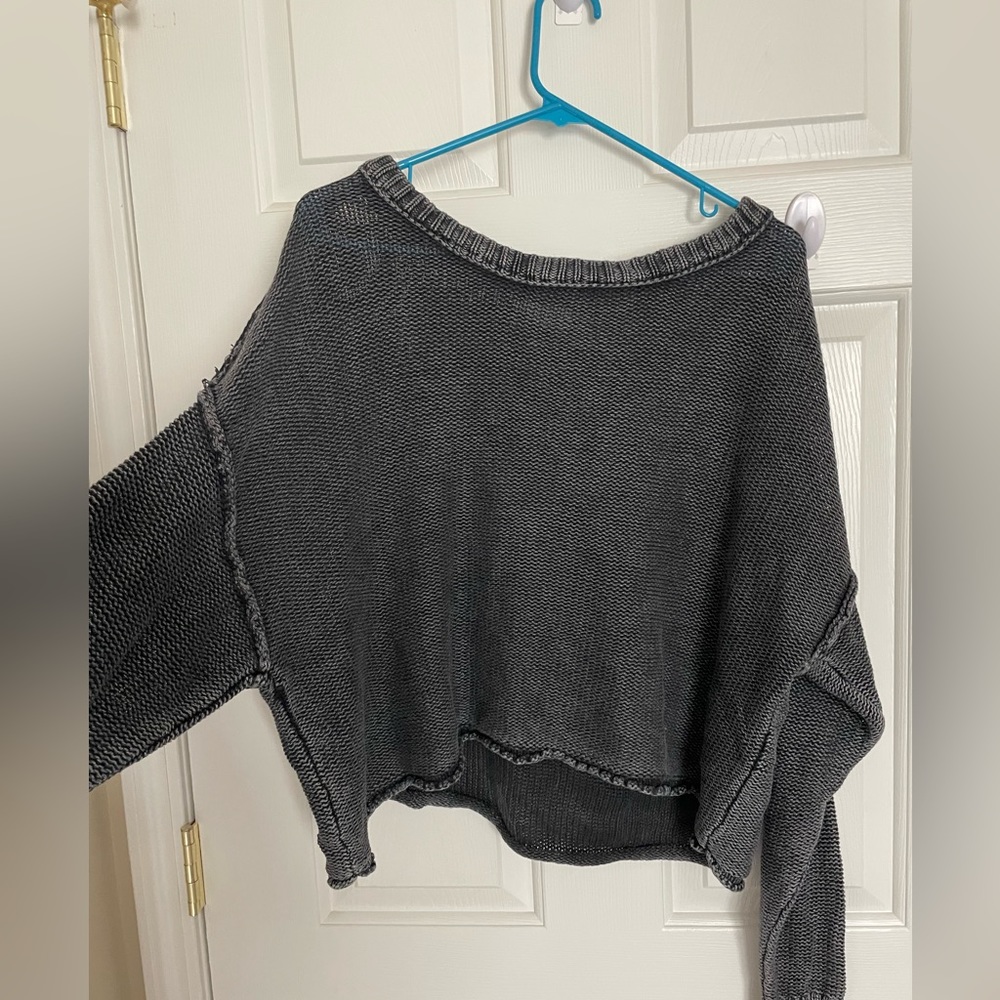American Eagle Cropped Sweater